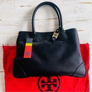 Tory Burch Robinson Tote, black, excellent condition